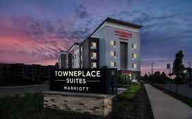 Towneplace Suites By Marriott Milwaukee Oak Creek Exterior photo