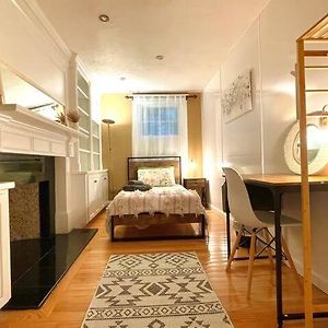 #15 Room In The House Super Stylish Room 9 Min To Brandeis Uni! Waltham Exterior photo
