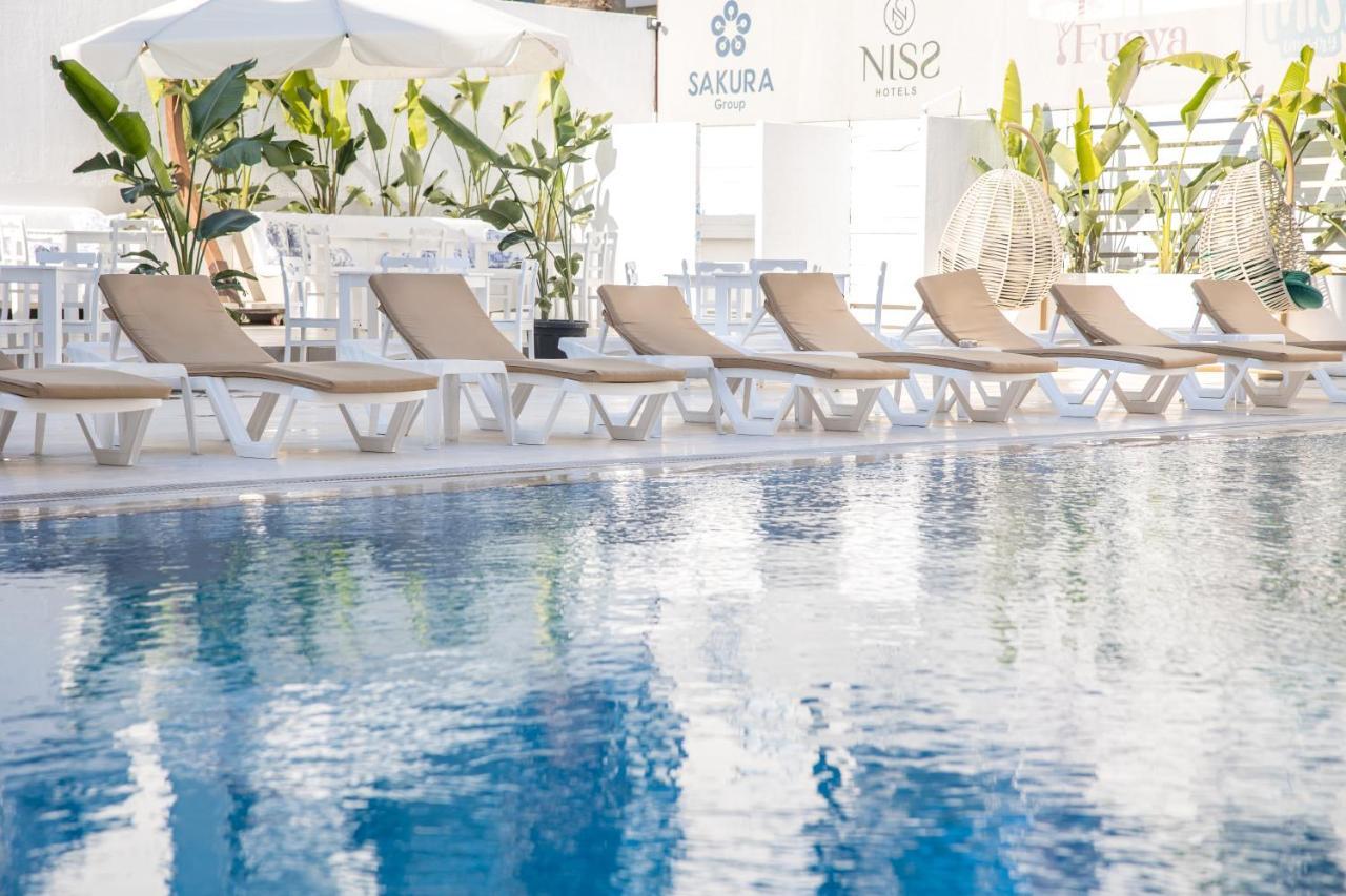 Niss Lara Hotel Antalya Exterior photo