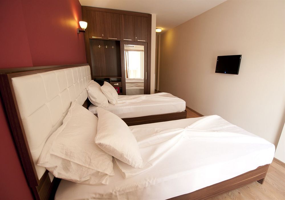 Niss Lara Hotel Antalya Room photo