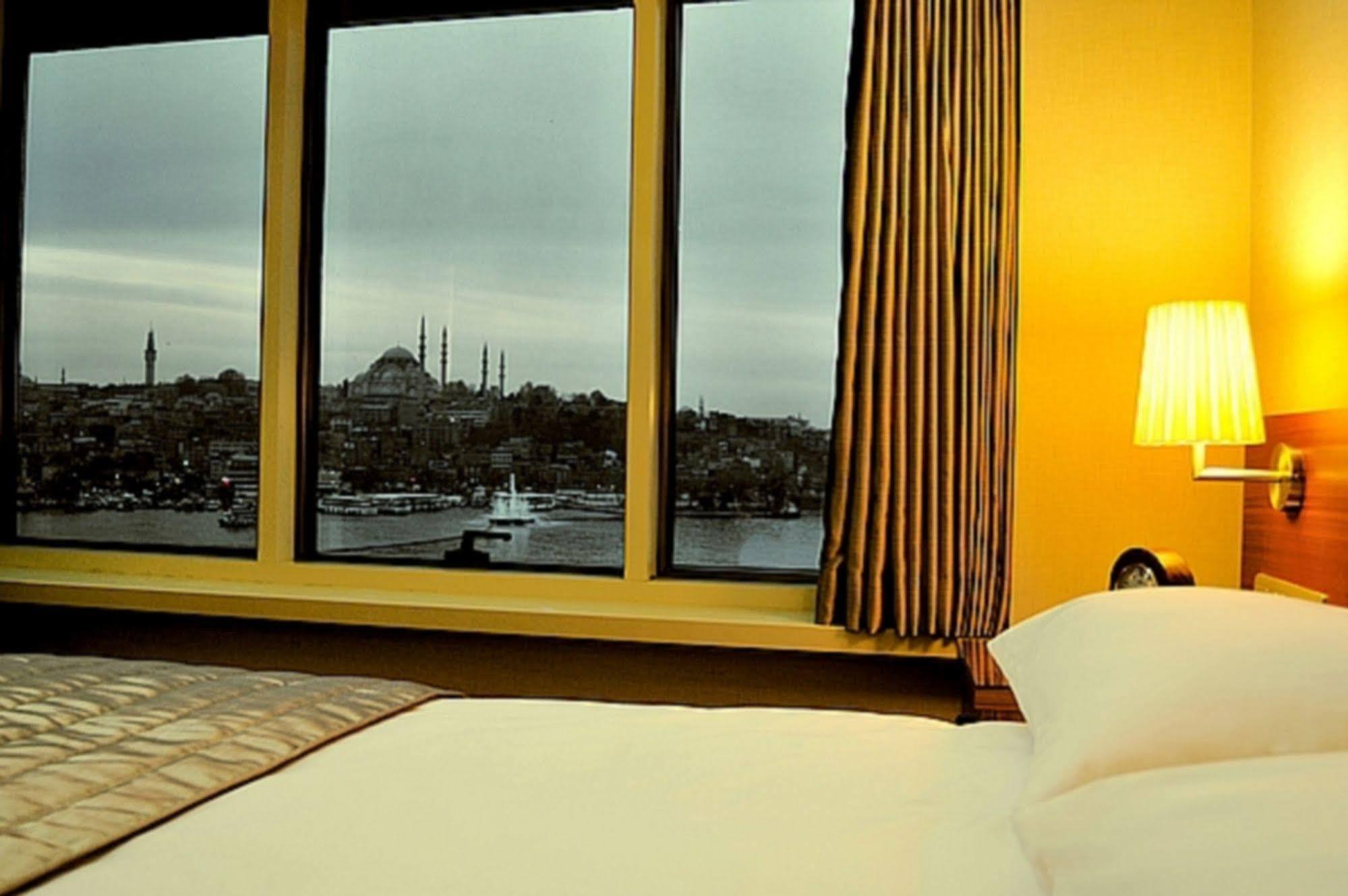 Istanbul Golden City Hotel Room photo