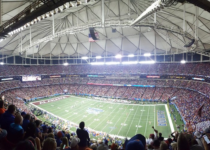 Mercedes-Benz Stadium photo