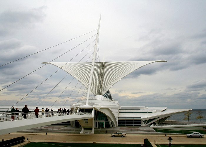 Milwaukee Art Museum photo