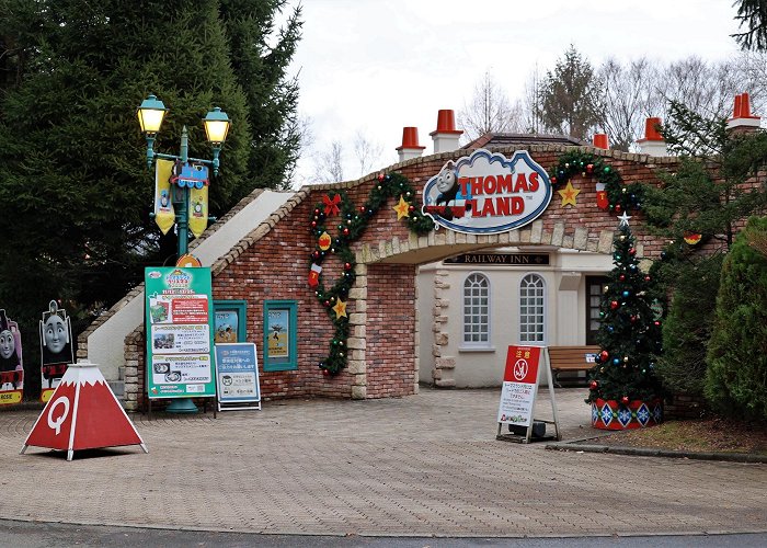 Thomas Land photo