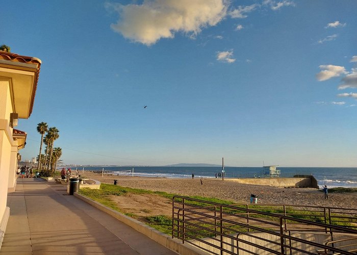 Will Rogers State Beach photo