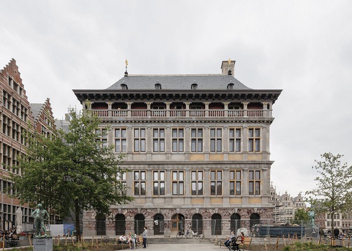 Antwerp City Hall Antwerp City Hall | HUB | Archello photo