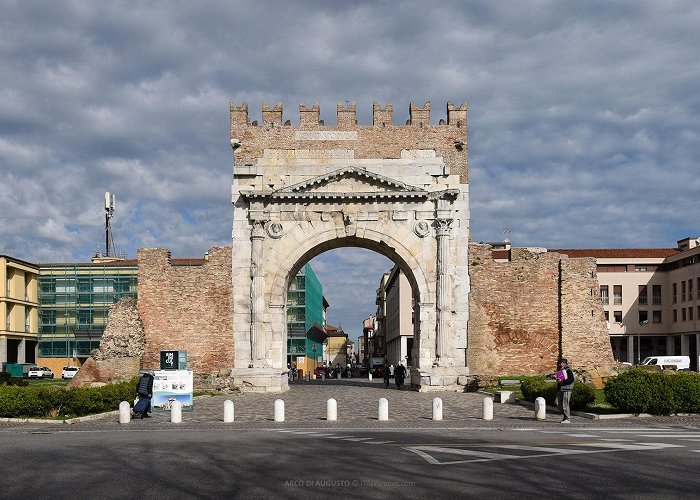 Arco di Augusto Arco di Augusto – Rimini, Emilia-Romagna | ITALYscapes photo