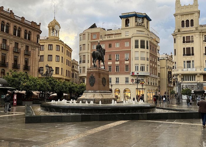 Plaza de las Tendillas Extreme Heatwave Hits Spain and Portugal photo