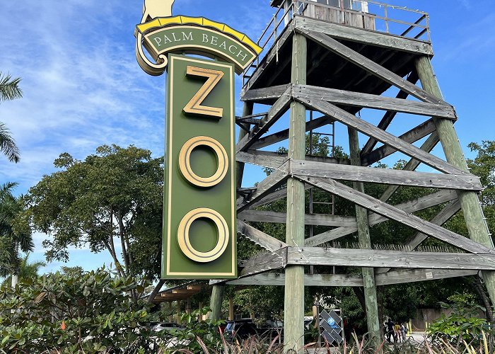 Palm Beach Zoo at Dreher Park Palm Beach Zoo (Know before you go) - Salt Family Travels photo