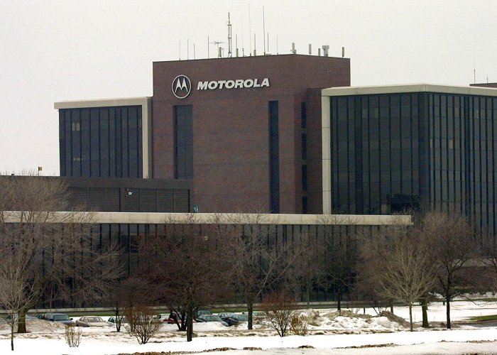 Motorola Solutions Motorola Solutions slides after earnings report (NYSE:MSI ... photo