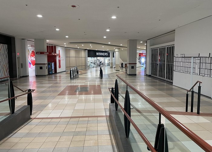 Edmonton City Centre Mall Edmonton City Centre Mall - Edmonton, AB, Canada : r/deadmalls photo