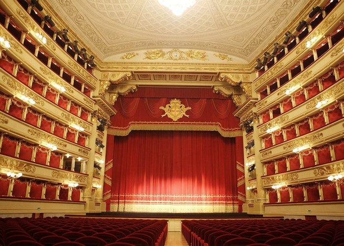 La Scala La scala in città - Teatro alla Scala photo