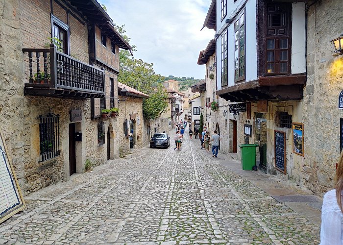 Santillana del Mar photo