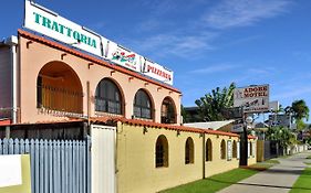 Adobe Motel Cairns Exterior photo