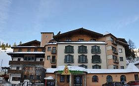 Hotel Gruenwaldkopf Obertauern Exterior photo