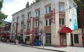 Alma-Ata Hotel Borjomi Exterior photo