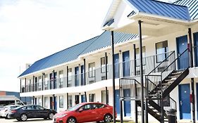 Bayfront Inn Biloxi Exterior photo