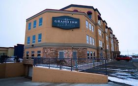 Grand Inn & Residence- Grande Prairie Exterior photo