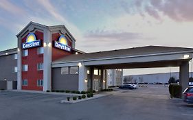 Days Inn By Wyndham Springville Exterior photo