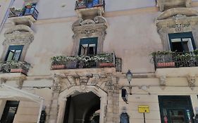 Ai Lumi Bed & Breakfast Trapani Exterior photo