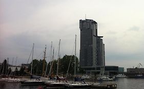 Sea Towers Apartment Gdynia Exterior photo