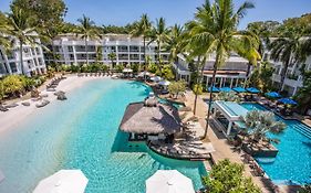 Beach Club Private Apartments Palm Cove Exterior photo