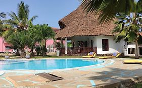 Dadida'S Pool Cottage Diani Beach Exterior photo