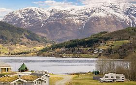 Ulvik Camping Hotel Exterior photo