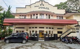 Hotel Jogja Bukittinggi Exterior photo