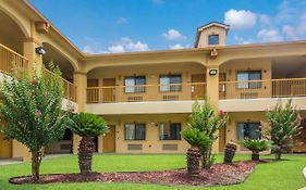 Americas Best Value Inn & Suites Tomball Exterior photo