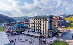 Shelter Apart Hotel Bukovel Exterior photo