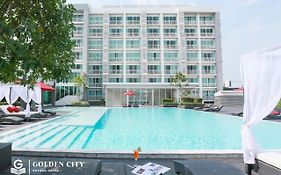 Golden City Rayong Hotel Exterior photo