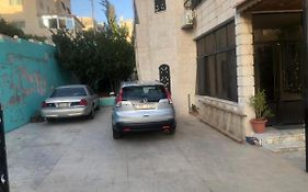 Dhahiyat Al-Rasheed Apartment Amman Exterior photo