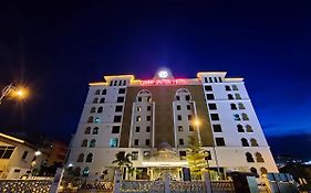 The Grand Puteri Hotel Kuala Terengganu Exterior photo
