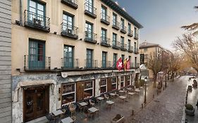 Miranda & Suizo Hotel San Lorenzo de El Escorial Exterior photo