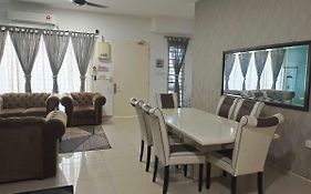 Homestay Dtepian Bayu Bandar Seri Impian Kluang Exterior photo