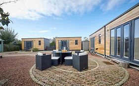 Goldenhill Retreats Hotel Bamburgh Exterior photo