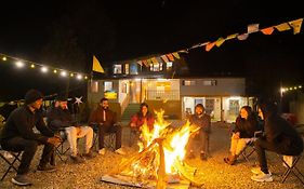 Lushtree Backpackers - Hostel & Cafe Mukteshwar Exterior photo