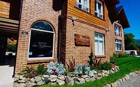 Hosteria Las Walkirias Hotel San Martín de los Andes Exterior photo