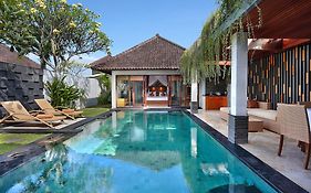 Kunti Villas Seminyak  Exterior photo