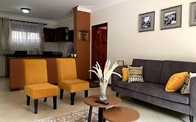 Cozy 2-Bedroom Apartment Within City Limits. Kampala Exterior photo