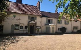 East Ayton Lodge Hotel, Scarborough Exterior photo