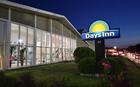 Days Inn By Wyndham - Cape Cod West Yarmouth Exterior photo