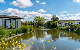 Europarcs De Woudhoeve Hotel Egmond aan den Hoef Exterior photo