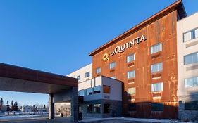 La Quinta By Wyndham Anchorage Airport Hotel Exterior photo