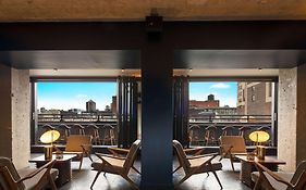 Hotel Henri New York City Exterior photo