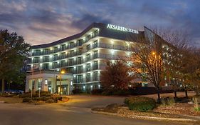 Aksarben Suites Trademark Collection By Wyndham Omaha Exterior photo