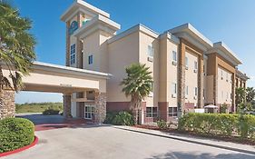 La Quinta By Wyndham Mathis Hotel Exterior photo