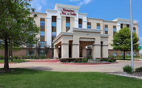 Hampton Inn & Suites Dallas-Desoto Exterior photo