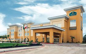 La Quinta By Wyndham Cotulla Hotel Exterior photo